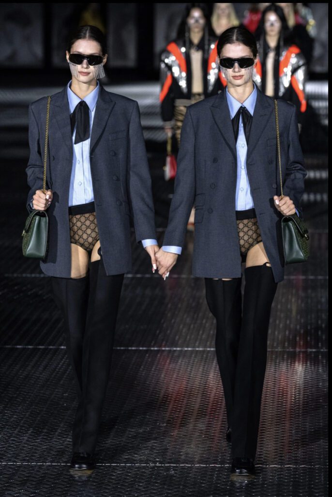 Women's Twin look, high-school style, from the Twinsburg SS23 show that Alessandro Michele designed for Gucci | Ode2style.com