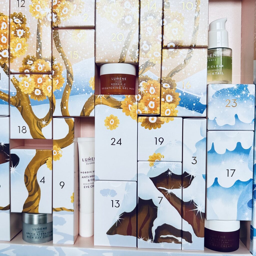 Picture of the Lumene 2022 advent calendar with some of its products on display
